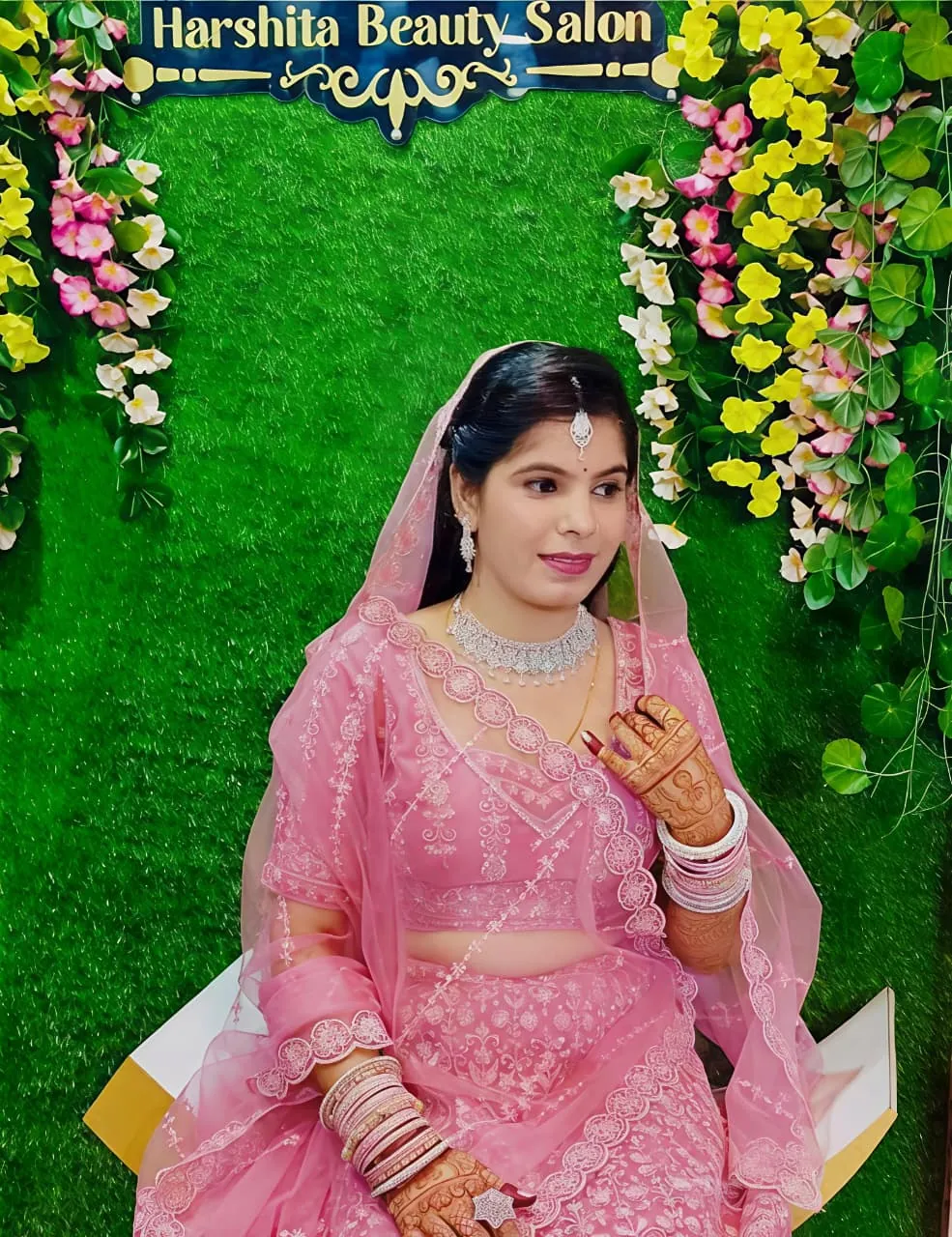 Harshita Beauty Salon work 16